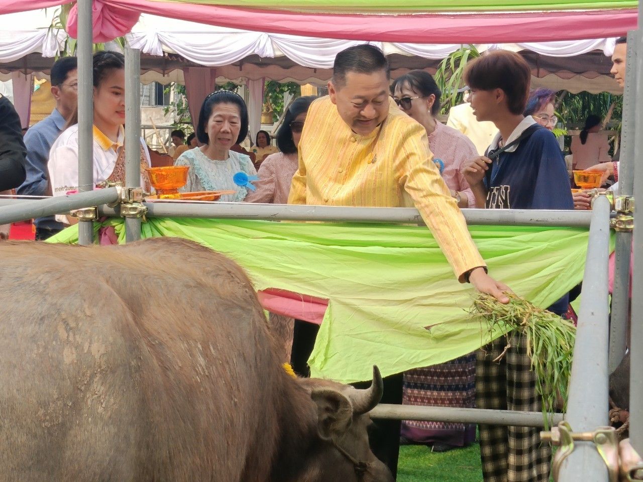 ร้อยเอ็ด จัดพิธีมุทิตาสักการะทำบุญอายุวัฒนมงคล 62 ปี หลวงพ่อพระครูวิมลบุญโกศล