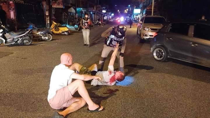 ฉาวอีก!!การ์ดสถานบันเทิงพัทยาผลักต่างชาติล้มหัวฟาดเจ็บ