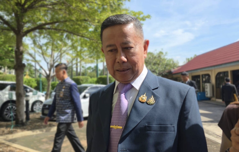 “บิ๊กดุลย์” ปัดตอบ เลื่อนประชุมอาร์บีซีไม่มีกำหนด นายกฯ สั่ง “ปลัดกห.-มท” เข้าร่วมประชุม ครม. ทุกครั้ง