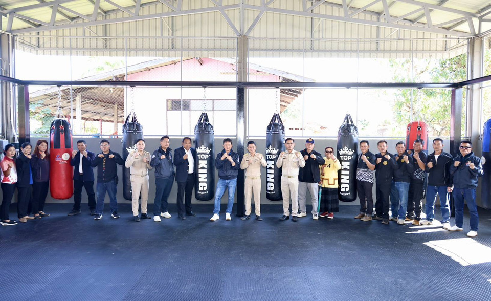 กองทุนพัฒนาการกีฬาแห่งชาติ เปิดศูนย์กีฬามวยไทยบ้านแวนโค้ง หนุนอุปกรณ์มาตรฐาน ปั้นเยาวชนสู่เวทีอาชีพ