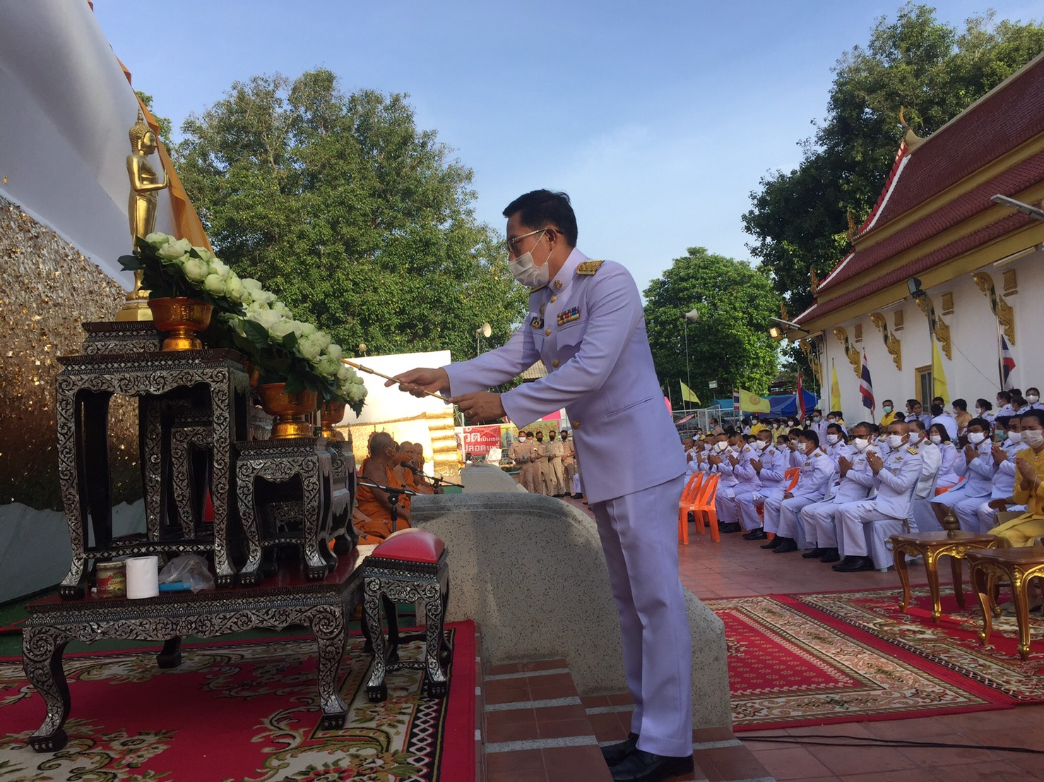 นายอำเภอท่าเรือ นำข้าราชการและพสกนิกรทุกหมู่เหล่าถวายพระพรชัยมงคลพระบาทสมเด็จพระวชิรเกล้าเจ้าอยู่หัว เนื่องในโอกาสมหามงคลเฉลิมพระชนมพรรษา 68 พรรษา  