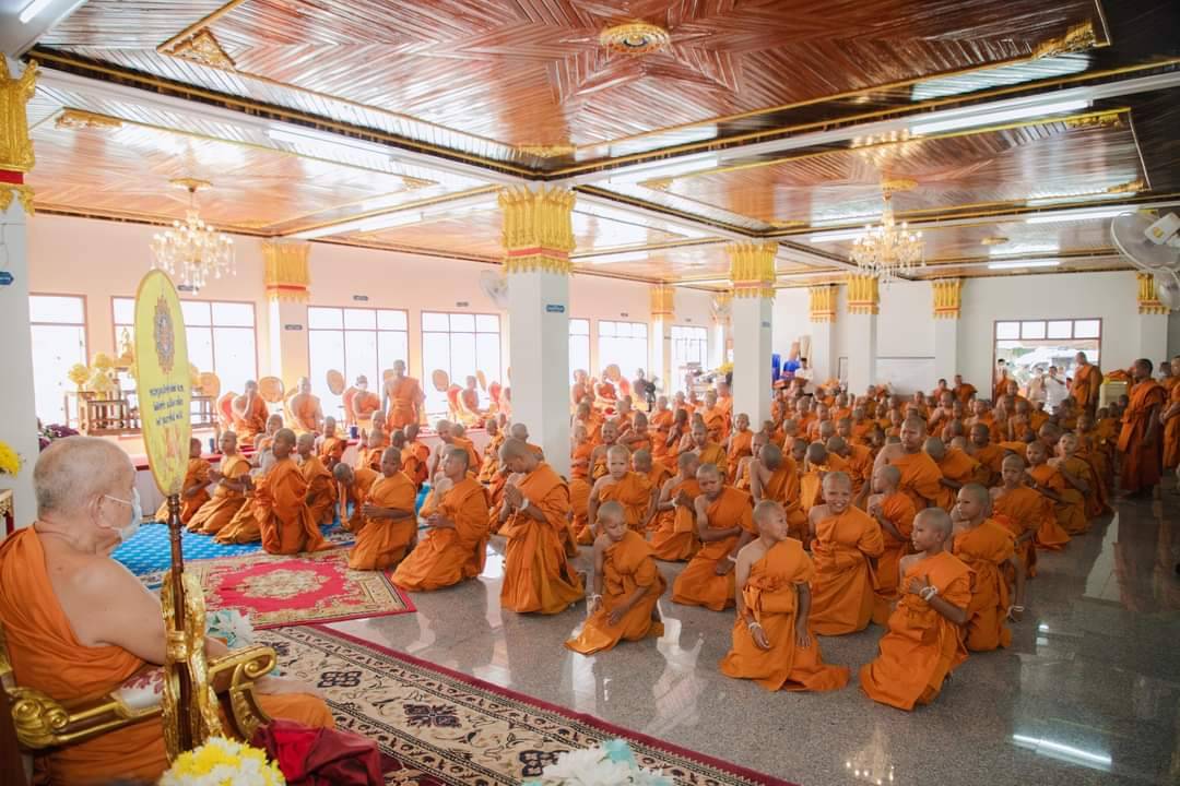 ยโสธรจัดพิธีบรรพชาสามเณรภาคฤดูร้อนเฉลิมพระเกียรติฯ  