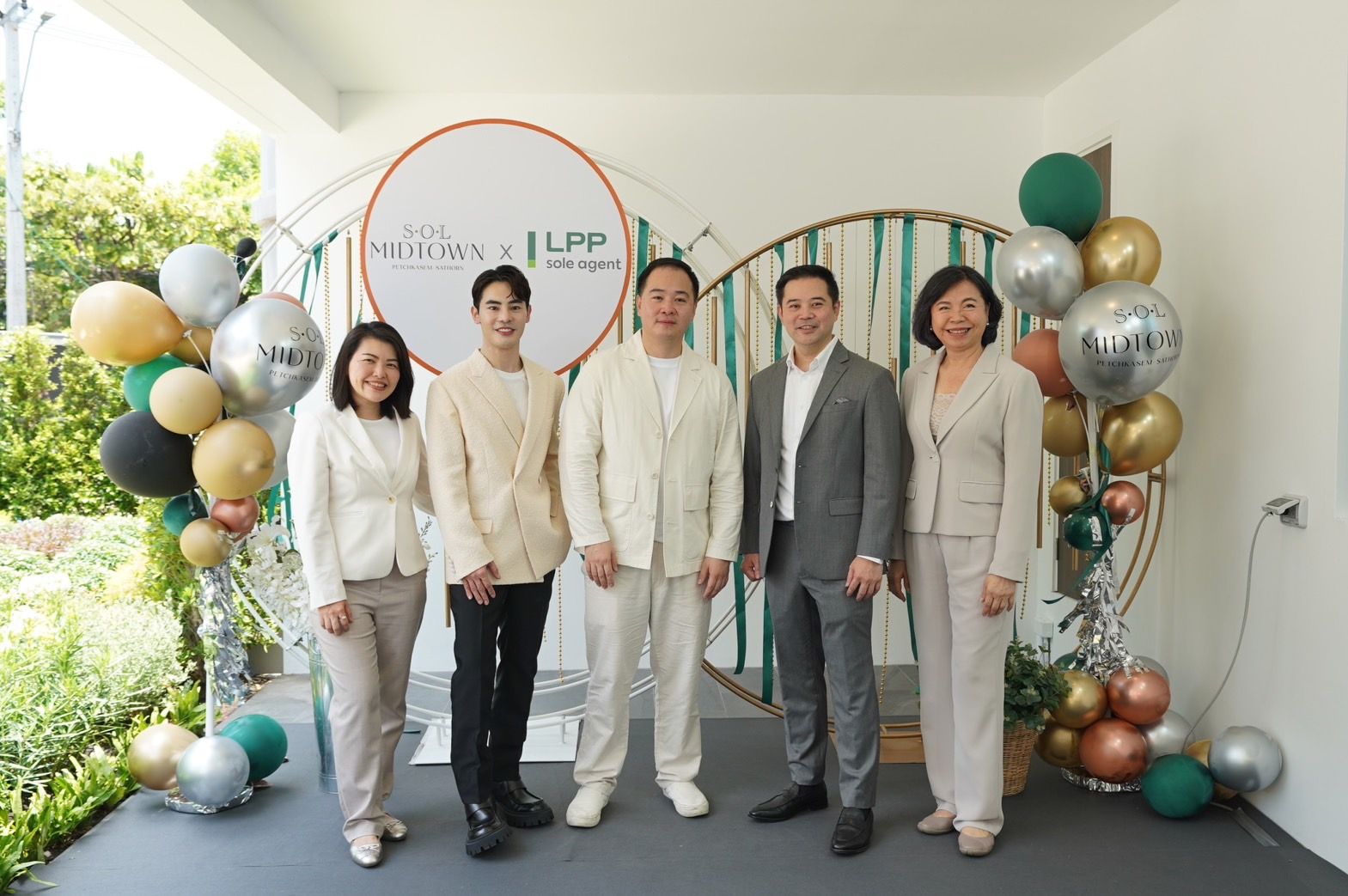 "ดิ ไอโคนิค พรอพเพอร์ตี้" ผนึก "LPP" เปิดตัว SOL MIDTOWN เพชรเกษม-สาทร บุกทำเลทองฝั่งธนฯ เจาะกำลังซื้อตลาดทาวน์โฮมหรู 12.5 ล้าน