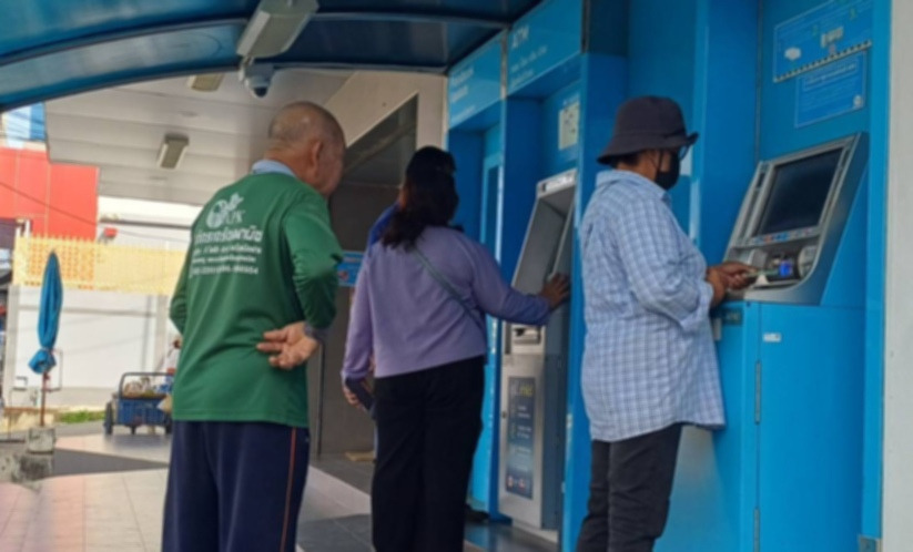 ปภ.โอนเยียวยาผู้หนีภัยชายแดนแล้ว 1,299 ล้าน เตรียมโอนรอบ 10 ให้สระแก้ว–สุรินทร์ 31 ต.ค.นี้