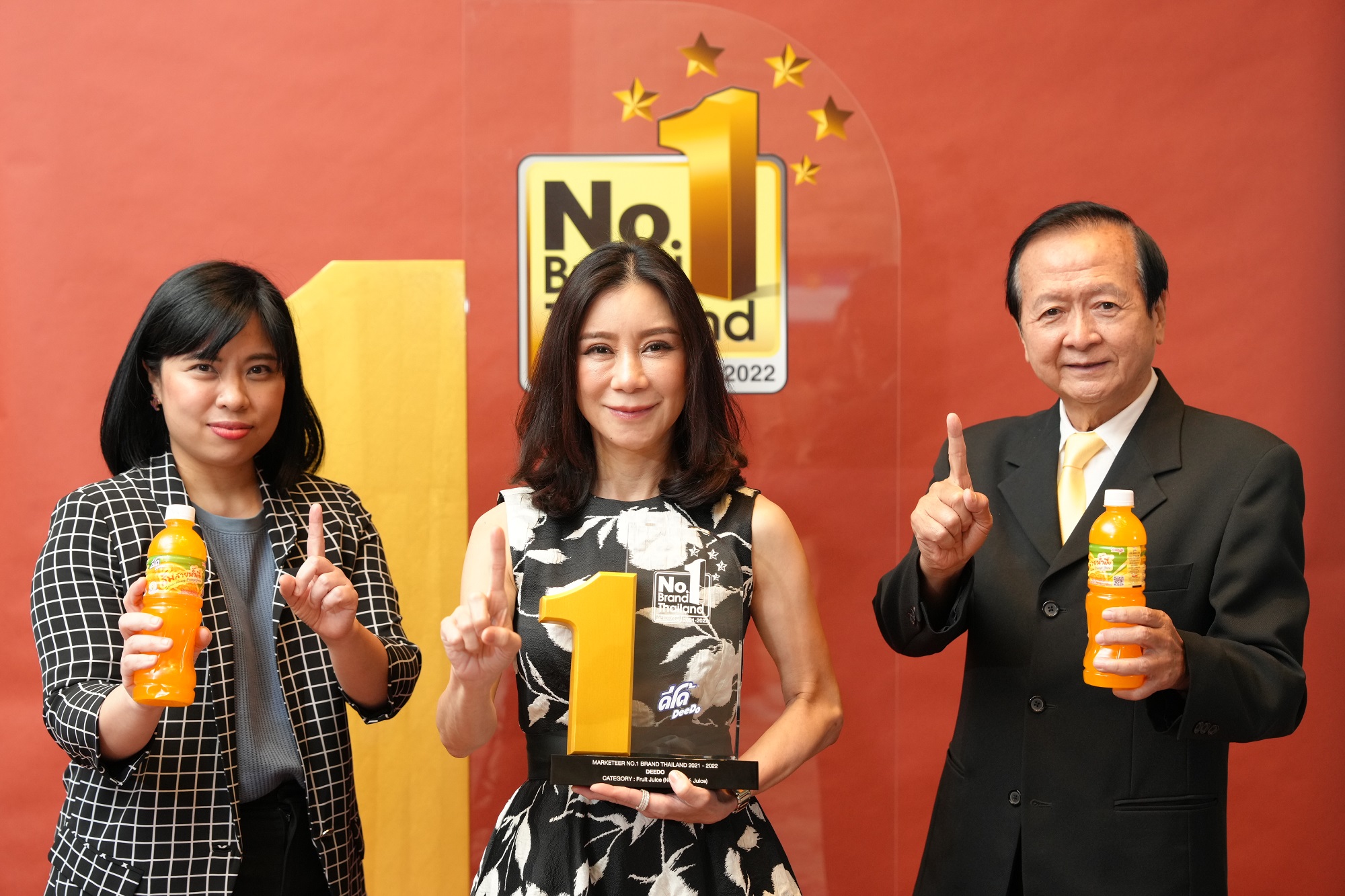 “ดีโด้” ตอกย้ำความเป็นที่ 1 ร่วมรับรางวัล No.1 Brand Thailand 2021-2022 