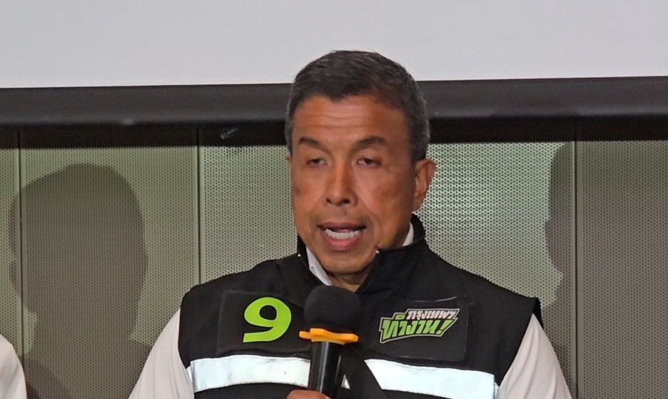 "ชัชชาติ" ตอบปม "สส.แบงค์" วิจารณ์ทีมงาน ย้ำเกลียดคอร์รัปชัน พร้อมรับทุกการตรวจสอบ