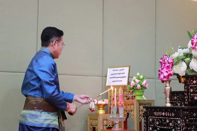 เขตดอนเมือง จัดงานสถาปนาครบรอบ 37 ปี ก้าวสู่ปีที่ 38 ทำบุญตักบาตร-เจริญพระพุทธมนต์   