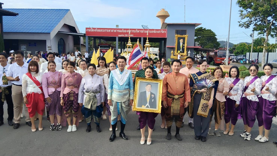 อบต.ช่องสาริกา จัดแห่เทียนพรรษา 19 วัด สืบสานประเพณีไทย สร้างความสามัคคีชุมชน