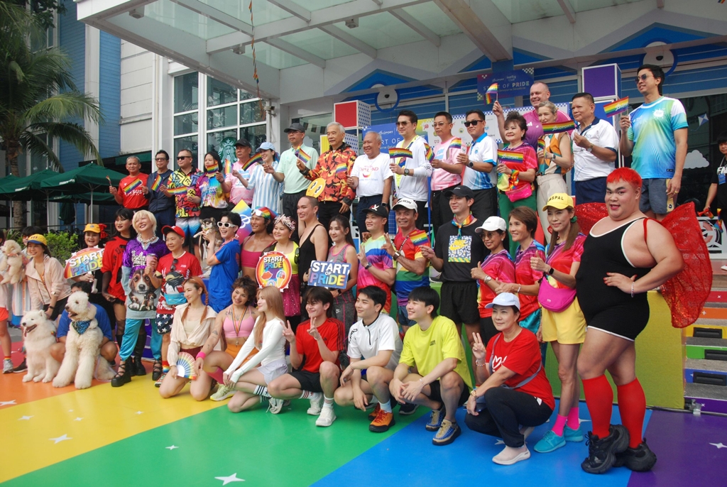 ต้อนรับเดือน Pride เหล่าศิลปินอินฟลูชื่อดังร่วมเดินวิ่ง ‘Hua Hin Pride Walk & Run’ สร้างสีสันริมหาดหัวหิน