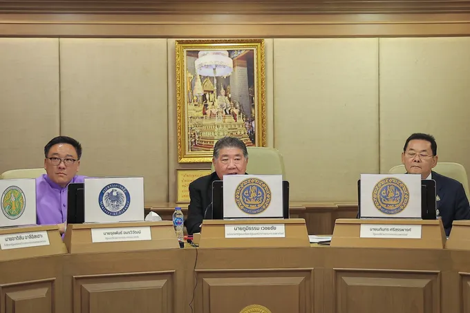 “ภูมิธรรม”รับลูกนายกฯ เดินหน้าถกทุกภาคส่วนดูแลผลไม้-ผัก-พืช