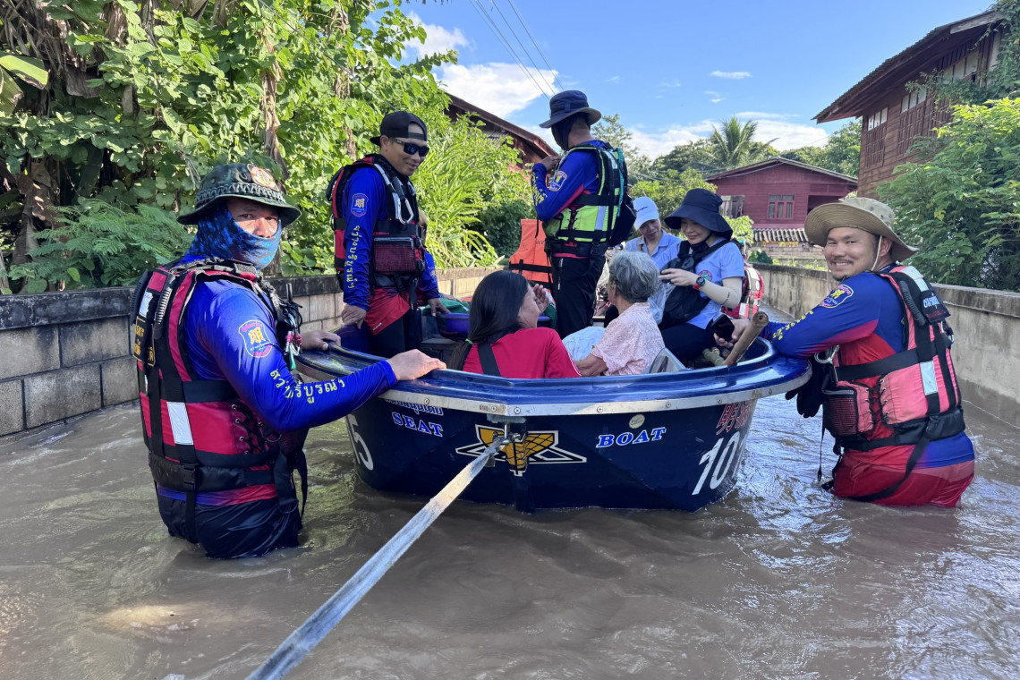 สธ.สั่งจับตาพื้นที่จังหวัดท้ายเขื่อนเจ้าพระยาเตรียมเวชภัณฑ์ยาคงคลังให้พร้อม