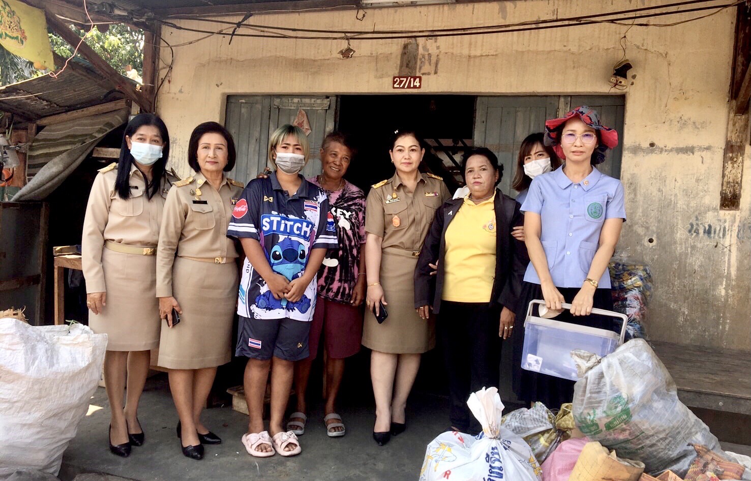 พม.ตรัง เร่งช่วยเหลือ 2 ครอบครัวกลุ่มเปราะบางที่ประสบอัคคีภัย