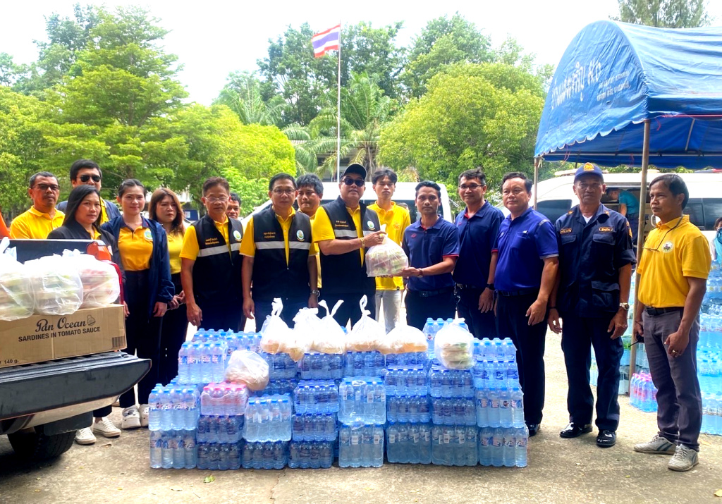 ห่วงใย!! กรมชลฯ เปิดโรงครัว-ที่พักพิง ช่วยชาวศรีสะเกษหนีภัยปะทะชายแดน