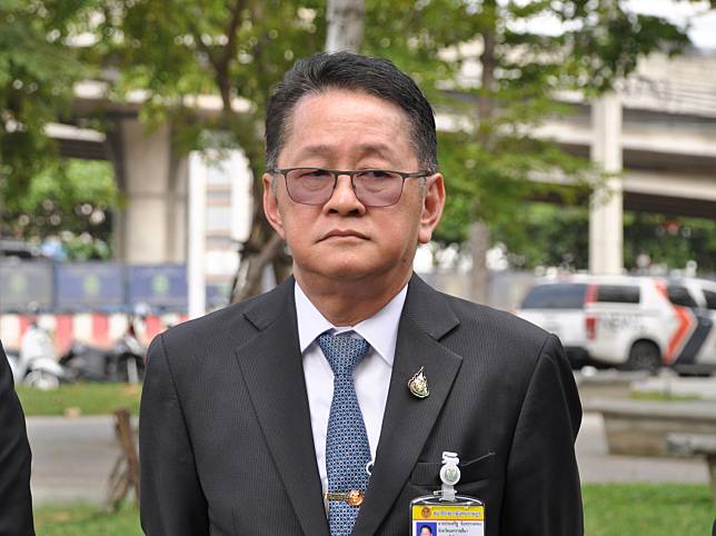"เลขาฯเพื่อไทย"เผย "พรรคฝ่ายค้าน"นัดพรุ่งนี้ ถกรับมือปมแก้รธน.  ชี้ปรับครม.ตั้งคนให้เหมาะกับงาน ทำไม่ได้คืนอำนาจให้ปชช.