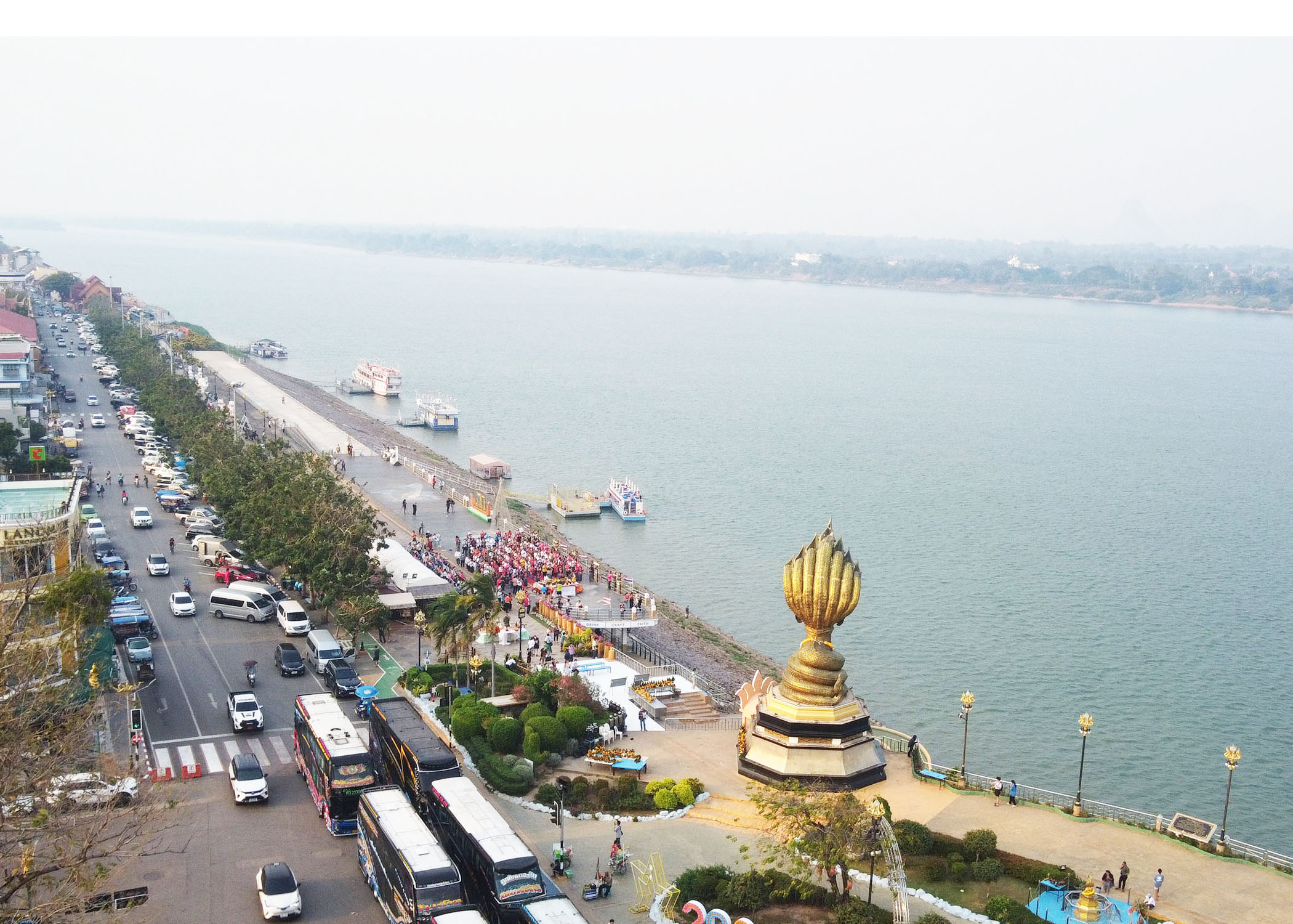 ทม.ปักมุดถนนเลียบโขง จัดสงกรานต์ถนนข้าวปุ้น ขอพรพญานาค