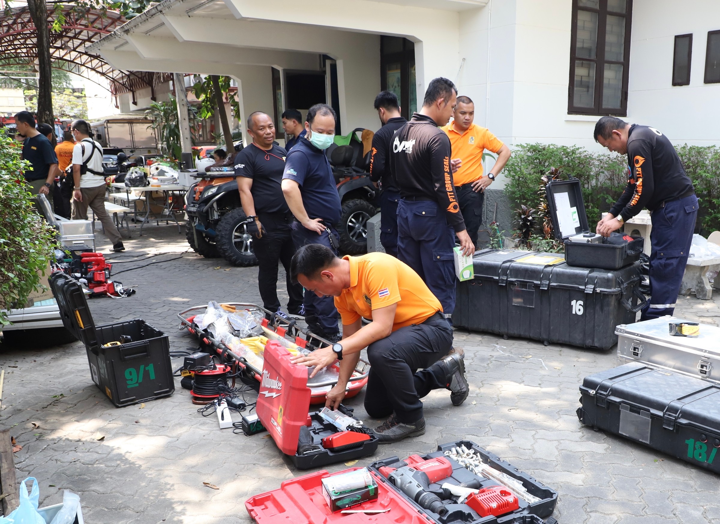 ปภ. จัดเตรียมทีมช่วยเหลือกู้ภัย  42 นาย เดินทางไปตุรเคีย ในชื่อ USAR Thailand