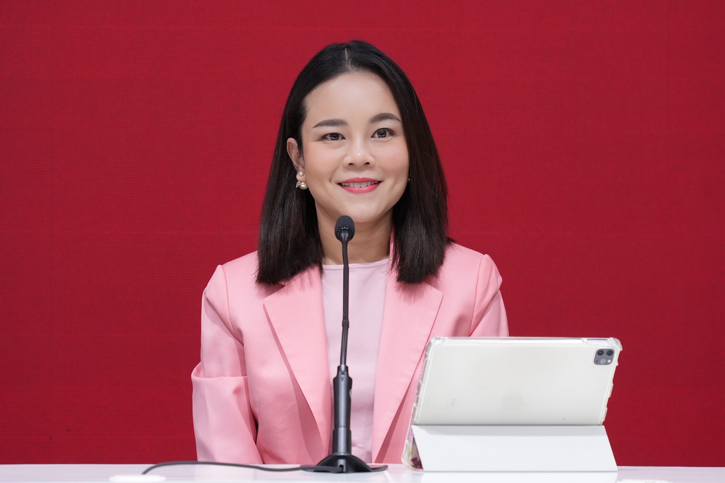"เพื่อไทย" ขอบคุณสภาฯผ่าน งบฯ69 หวัง สว. เร่งพิจารณา เปิดทางรัฐบาลเดินหน้าแก้ไขปัญหาประชาชน 
