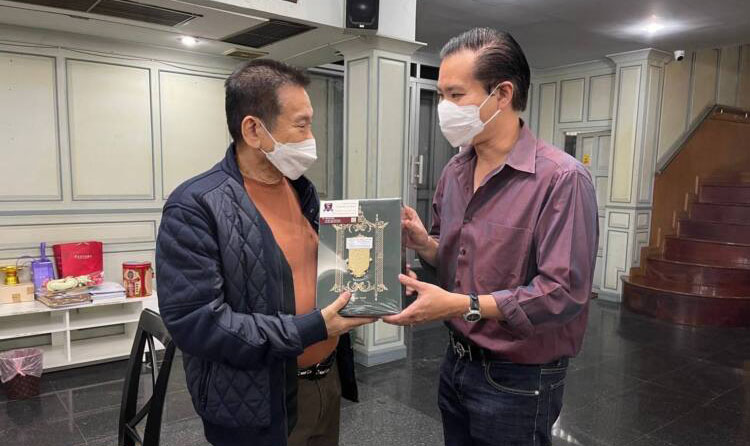 ประธาน กต.ตร.กทม.(ภาคประชาชน) เข้าสวัสดีปีใหม่ “นายชัชวาลล์ คงอุดม” หัวหน้าพรรคพลังท้องถิ่นไท