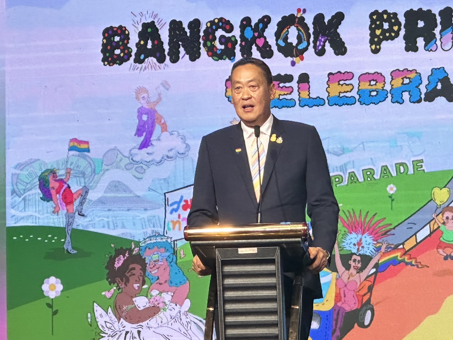 “นายกฯ” เปิดงาน ‘Bangkok Pride Festival 2024’ ลั่นรบ.-พรรคร่วมรัฐบาล ไม่หยุดแค่ผลักดันร่างพ.ร.บ.สมรสเท่าเทียม พร้อมเดินหน้าคำนำชื่อ-สิทธิประกอบอาชีพ
