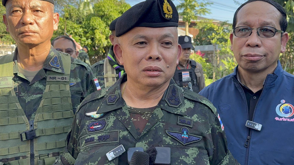 ชายแดนแม่สอดเดือด! “กะเหรี่ยง” รบหนักงเมียนม่า กระสุนปืนค.ตกใส่บ้านคนไทย 6 หลังคา “แม่ทัพภาคที่3” ลั่นพร้อมตอบโต้