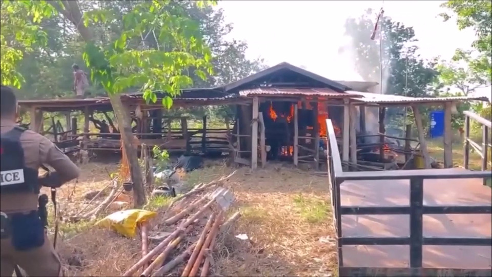  ทาสยาหลอน คลุ้มคลั่งเผาคอกควาย-ขู่ย่างสดพ่อ น้องสาวสุดทนลั่นเอาผิดถึงที่สุด