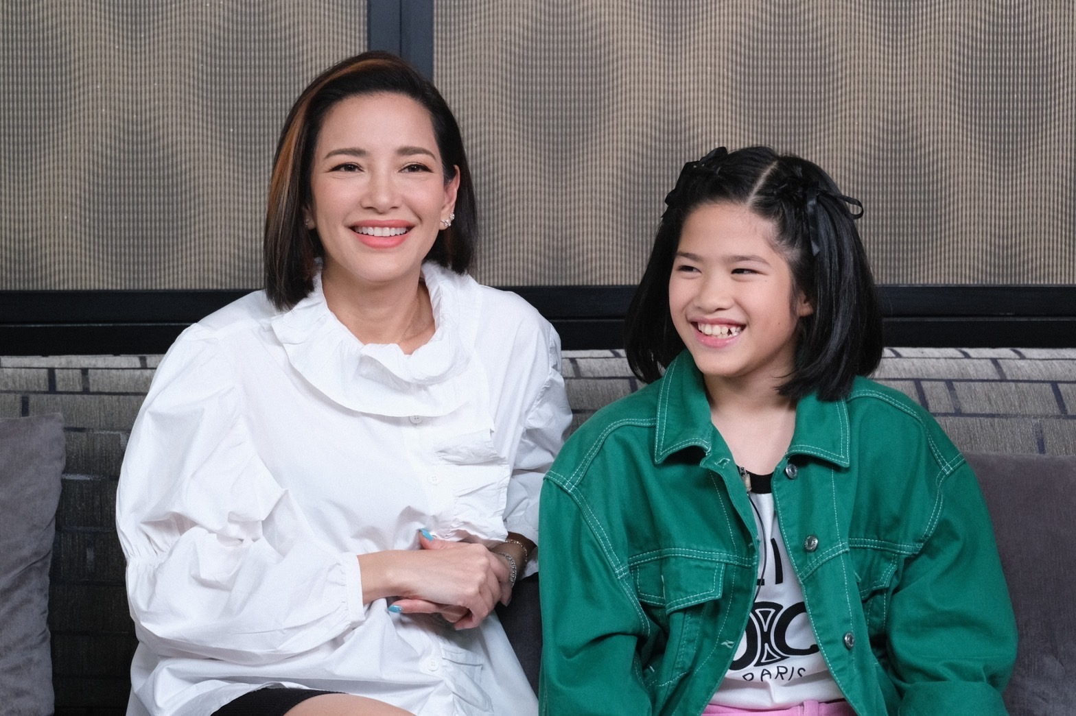แม่อ้อม เผยกฏเหล็กที่ต้องบังคับลูกสาวเปรยไม่ให้น้องนาวา ดูละครที่ตัวเองเล่น