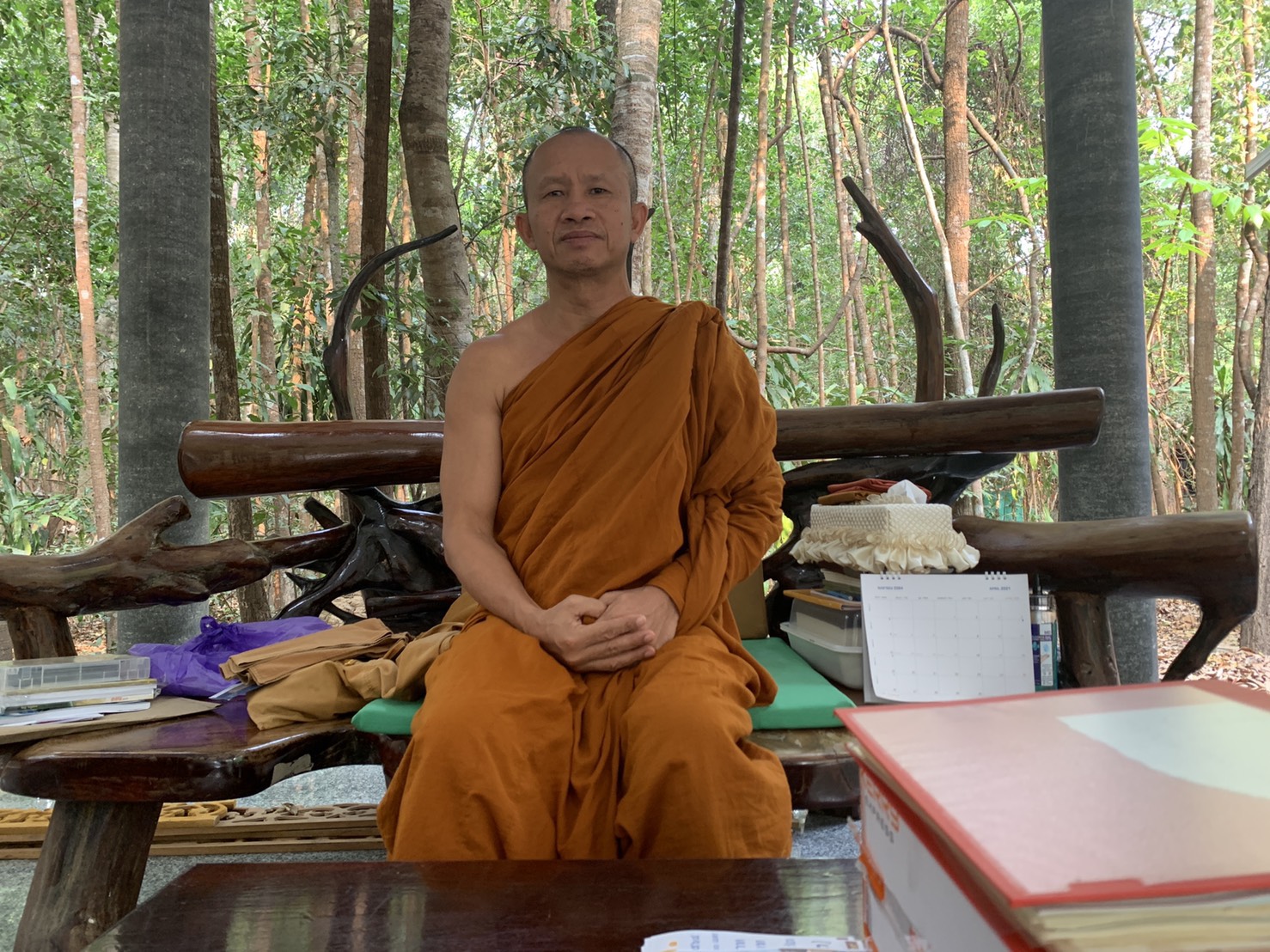 ญาติธรรมจากกรุงเทพฯร่วมทำบุญสร้างสาญจีที่วัดป่าโนนกุดหล่ม 