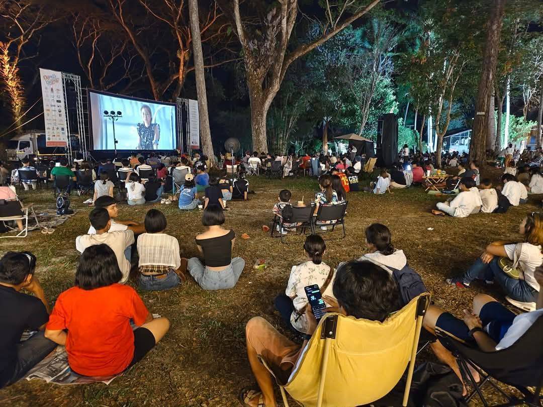 สมาคมร้านอาหารและโรงแรมกระบี่ จัดเทศกาลหนังกลางแปลง “ฤดูหนัง ฤดูรัก” ครั้งแรก ผลักดันกระบี่สู่เมืองแห่งภาพยนตร์ระดับโลก