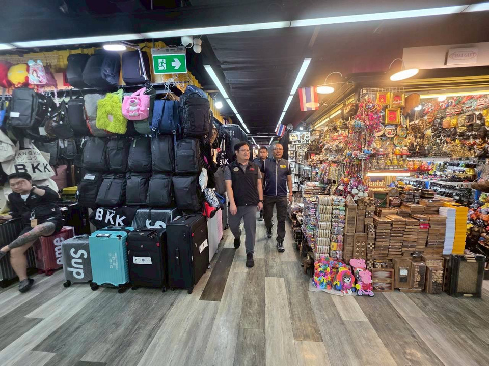 กรมทรัพย์สินฯ ลุยปราบปรามสินค้าละเมิดฯ เม.ย. 69 ตรวจเข้มพื้นที่ส่วนกลาง-ภูมิภาค จับเครื่องสำอางปลอมล็อตใหญ่ ความเสียหายกว่า 50 ล.