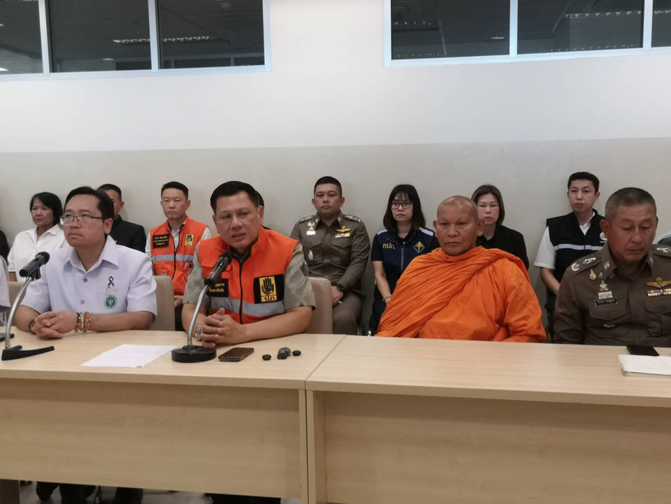 มุกดาหารตั้งศูนย์ช่วยเหลือเต็มกำลัง หลังเหตุสลดพระธุดงค์มรณภาพ 8 รูป เร่งเยียวยาผู้ได้รับผลกระทบ 