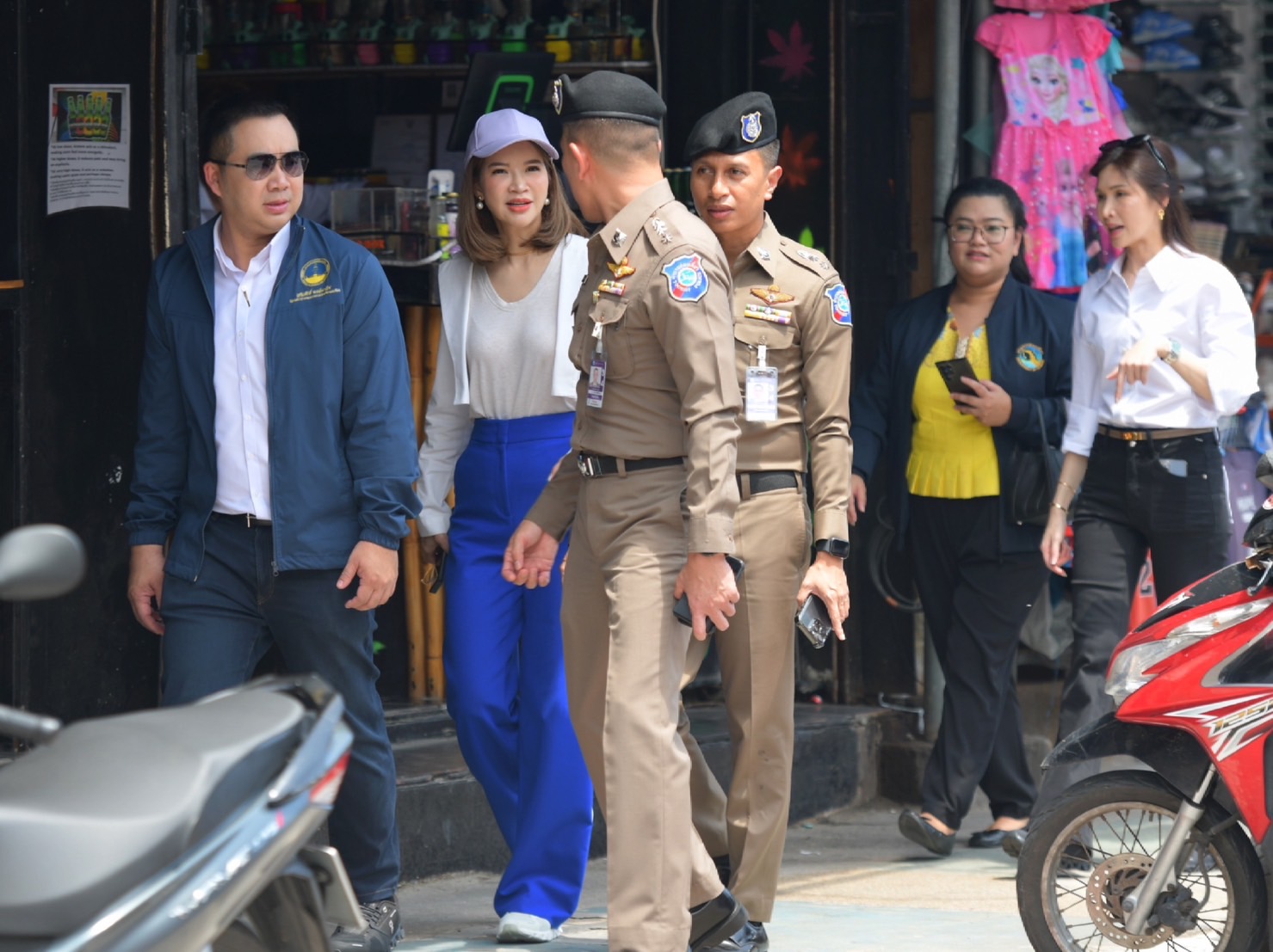 "พลภูมิ"ผู้ช่วยรัฐมนตรีท่องเที่ยว ลุย"ภูเก็ต"ตรวจความเรียบร้อยสร้างความเชื่อมั่นและอำนวยความสะดวกให้นทท.