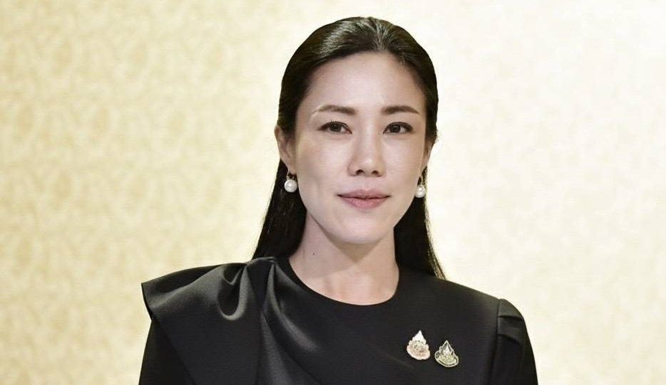 "ศศิกานต์" ชวนเด็กรุ่นใหม่เปิดใจเรียนรู้พระราชกรณียกิจ "พระพันปีหลวง"