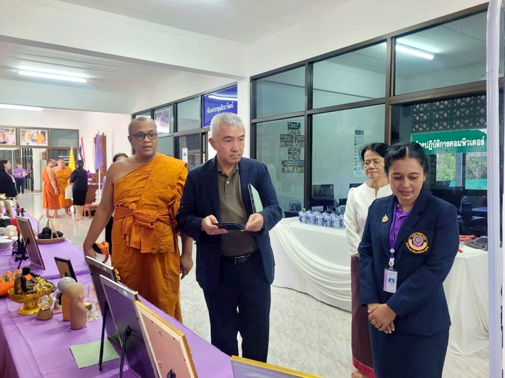 ผอ.โครงการส่วนพระองค์ฯ ลงพื้นที่สุราษฎร์ ติดตาม รร.พระปริยัติธรรม เสนอขอพระราชทานรับเข้าโครงการพัฒนาเด็กถิ่นทุรกันดาร