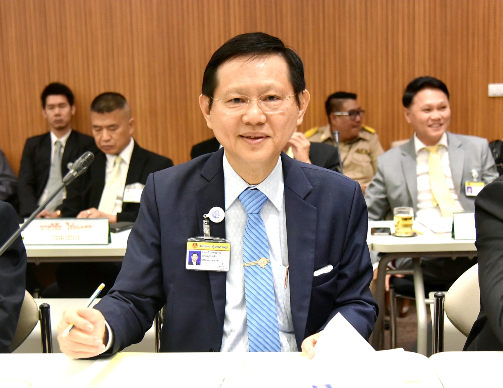 "หมอระวี” ชี้โปรประกันแจกคนติดโควิด-19 เป็นดาบสองคม เตือนรัฐคุมเข้ม