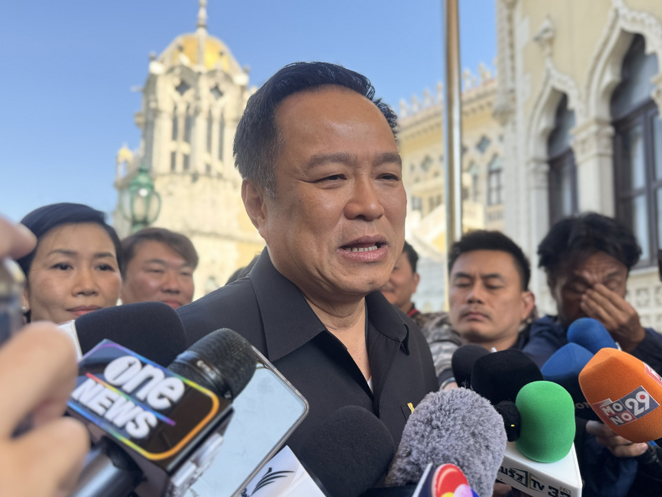 “อนุทิน” เผย ลงพื้นที่เขต 8 สงขลา ไม่พบความรุนแรง เจอแต่ความเสียหาย ชี้ เหตุ ปล้นสะดมดำเนินการตามกฎหมาย พร้อมส่ง อส. 4 พันนายลงพื้นที่