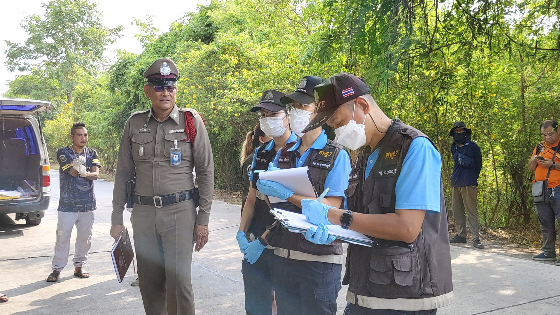 หนุ่มสุพรรณบุรีตกงานเครียดซึมเศร้าคุยแชทสั่งเสียเมียสาวเป็นครูก่อนผูกคอดับ