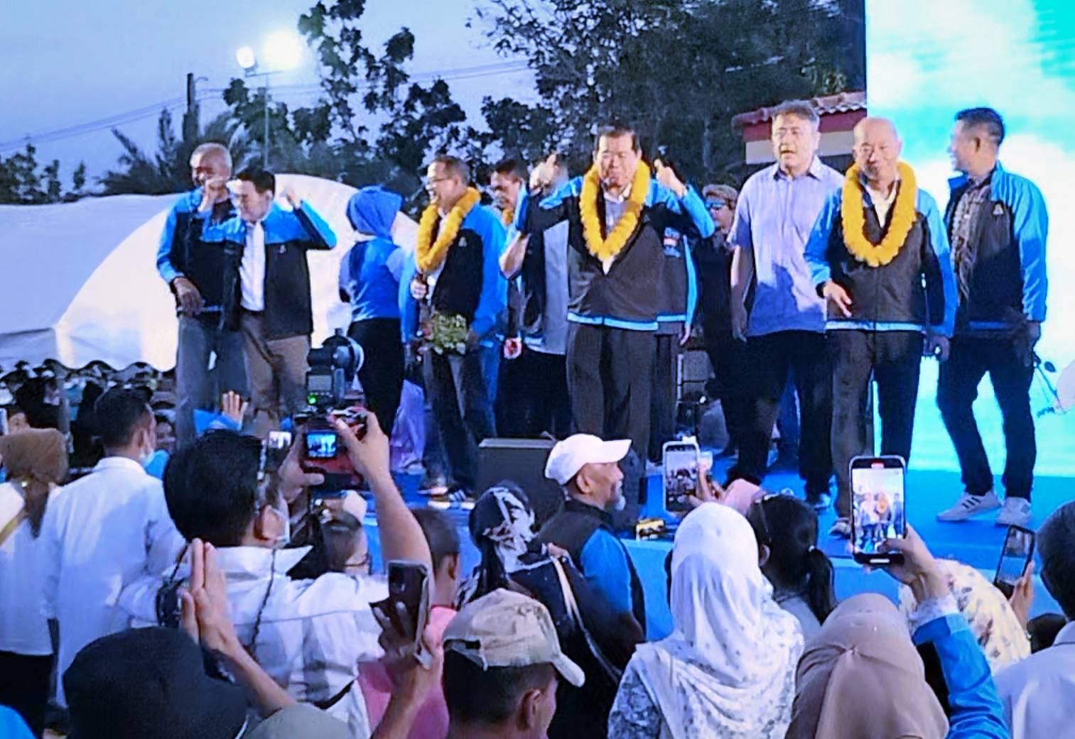  "นิพนธ์" ลั่น "จุรินทร์" พร้อมนั่ง "นายกฯ" หากประชาชนให้ความไว้วางใจ ชูเป็นนักบริหารรัฐกิจมืออาชีพ 