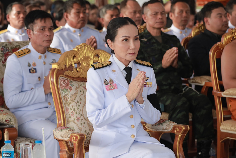 “รมว.นฤมล”เป็นประธานพิธีพระราชทานน้ำหลวงอาบศพ“ผอ.ศศิพัชร”สดุดีวีรกรรมเอาชีวิตเข้าแลกปกป้องนักเรียน