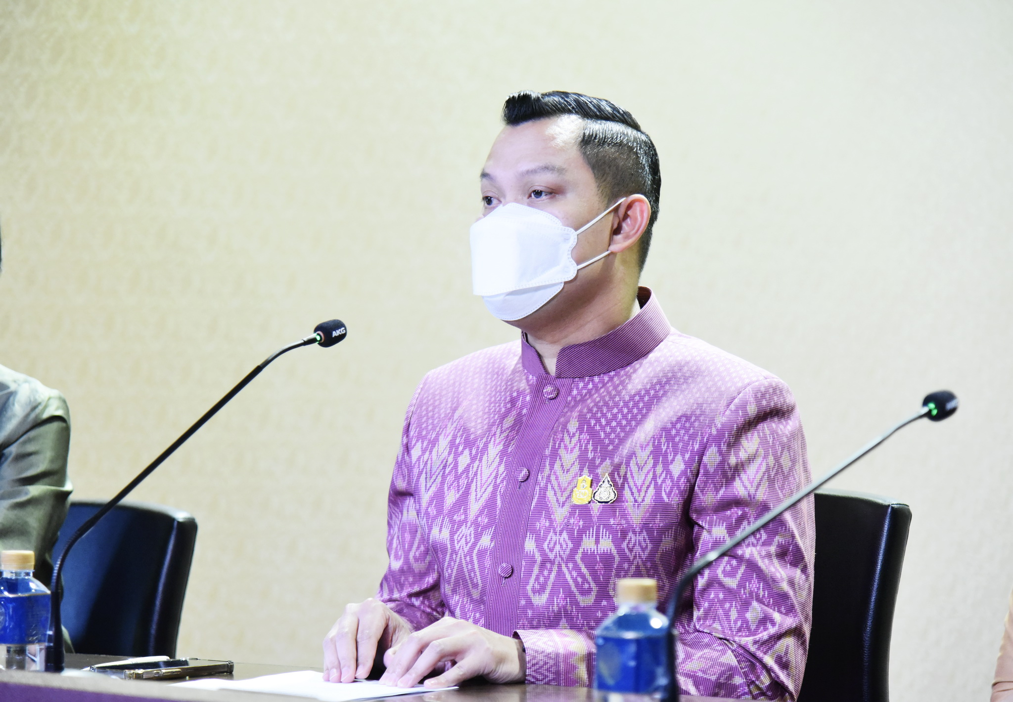 "โฆษกรัฐบาล" เผยพลังงานแจงราคาน้ำมัน "ไทย-อาเซียน" ต่างกัน เหตุโครงสร้างน้ำมันของประเทศ