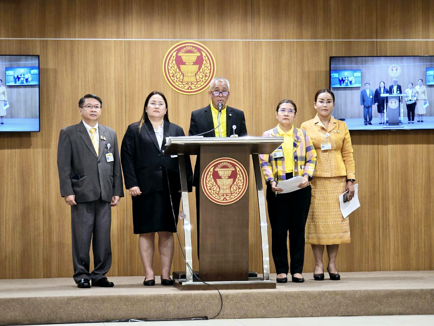 “กมธ.งบฯวุฒิ” เผยพิจารณาพรุ่งนี้วันสุดท้าย ยัน “สำนักนายกฯ” รอนโยบาย“นายกฯอิ๊งค์” เดินหน้า“ดิจิทัลวอเล็ต” อย่างไร