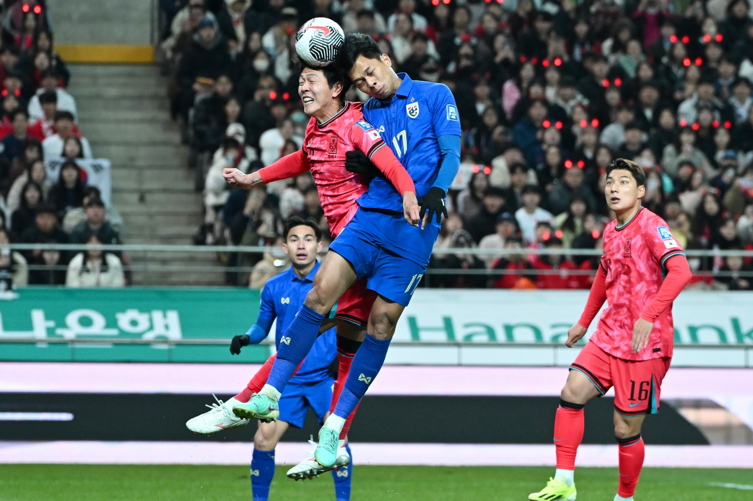 สุดยอด! "ทีมชาติไทย" บุกเสมอ "เกาหลีใต้" 1-1 คว้าแต้มล้ำค่าคัดบอลโลก