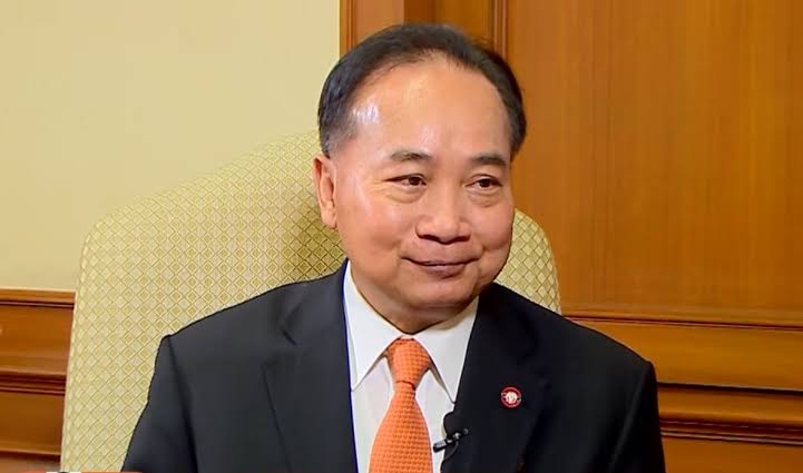 "อดีตประมุขฝ่ายนิติบัญญัติ" ถกทางออกวิกฤตการเมือง ชงแก้ ม.272 ริบอำนาจส.ว.เฟ้นนายกฯ