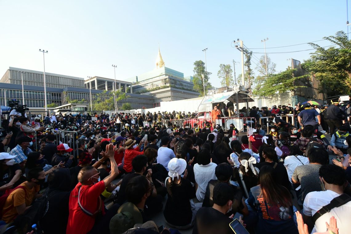“บก.น.1” มีคำสั่งขอรับการสนับสนุนกำลัง คฝ. 7 กองร้อย คุมม็อบโหวตประธานสภาฯพรุ่งนี้