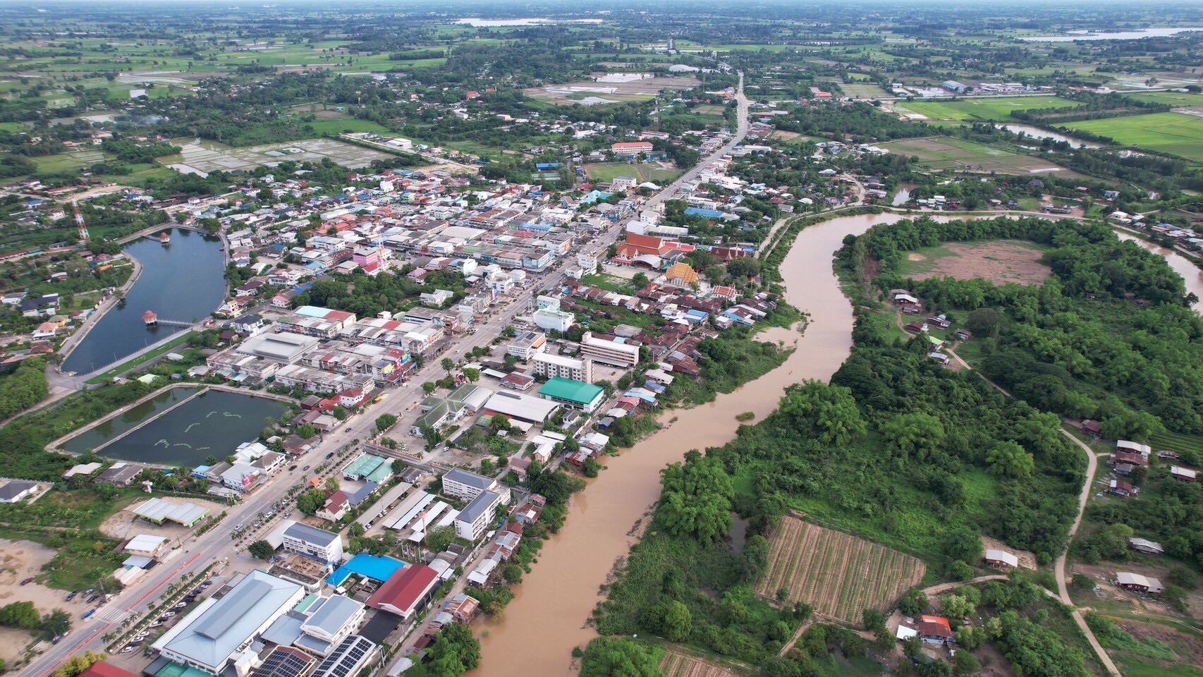 ระดับน้ำยมขยับใกล้ตลิ่ง ชป.เตือนพื้นที่ลุ่มต่ำบางระกำ เตรียมพร้อมรับมือ