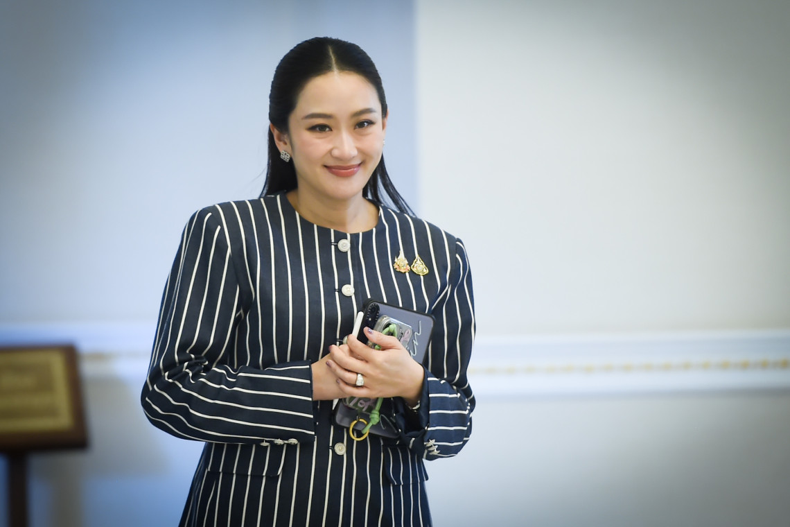 “อิ๊งค์”นัดดินเนอร์สู้ศึกซักฟอก