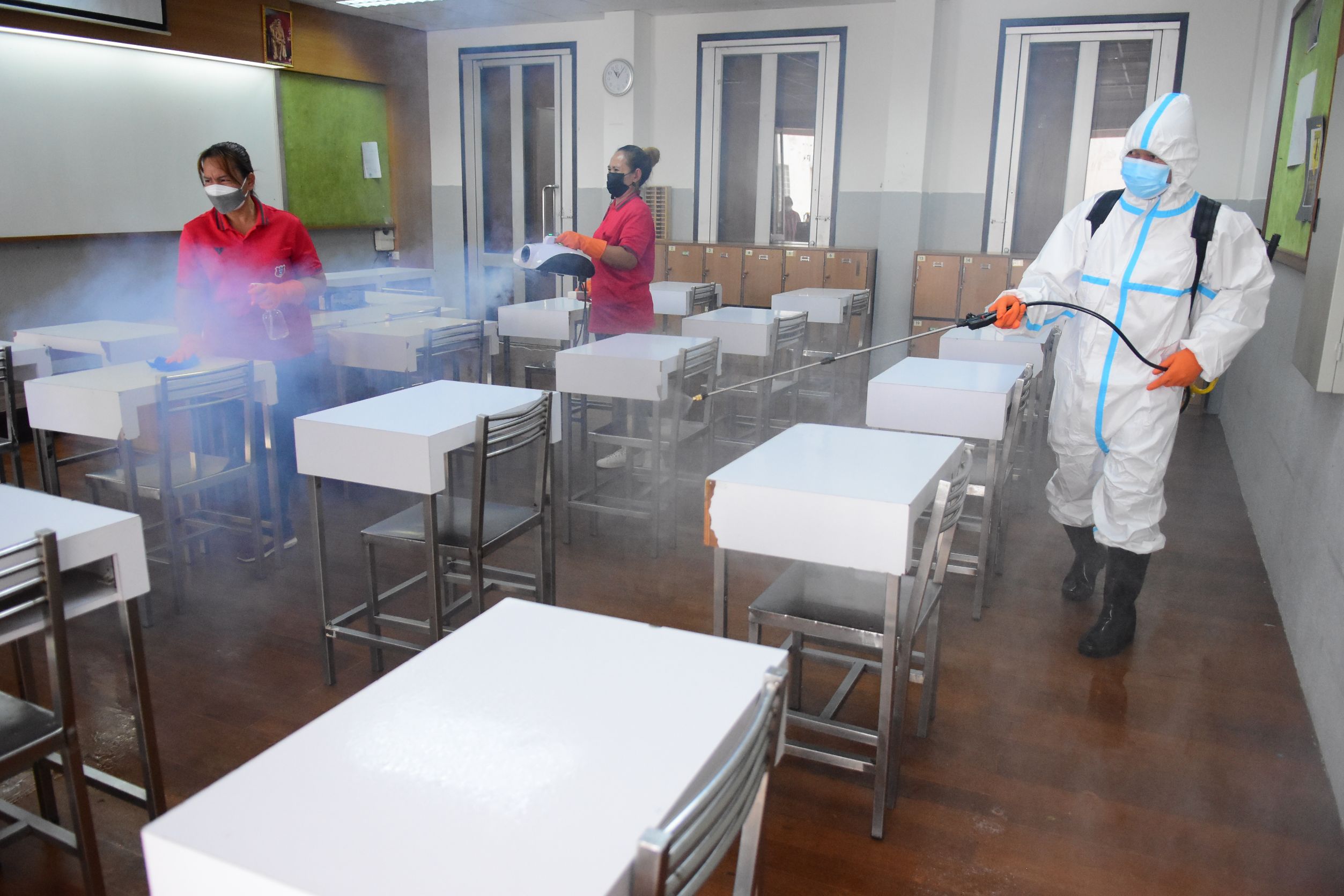 โรงเรียนอัสสัมชัญ ทำความสะอาดฆ่าเชื้อ (Big Cleaning)  เตรียมความพร้อมก่อนเปิดภาคเรียน ปีการศึกษา 2565