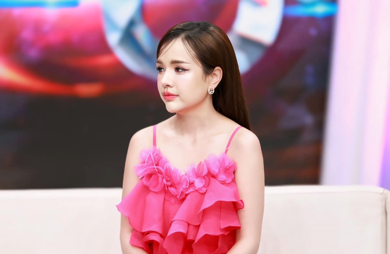 ไม่รู้เกิดอะไรขึ้นกับ "เจนนี่ รัชนก" ลั่น สรุปคือเลี้ยงโจรไว้ใกล้ตัว ผิดเองที่ไว้ใจ