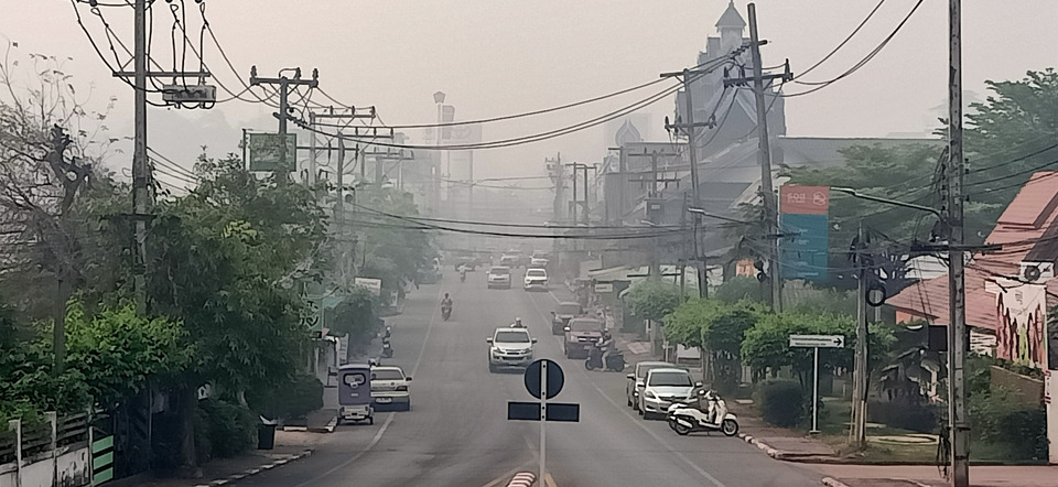 แม่ฮ่องสอนวิกฤต! ไฟป่าพุ่ง 806 จุด PM2.5 ทะลุ 300 ประกาศพื้นที่ภัยพิบัติ 4 อำเภอ