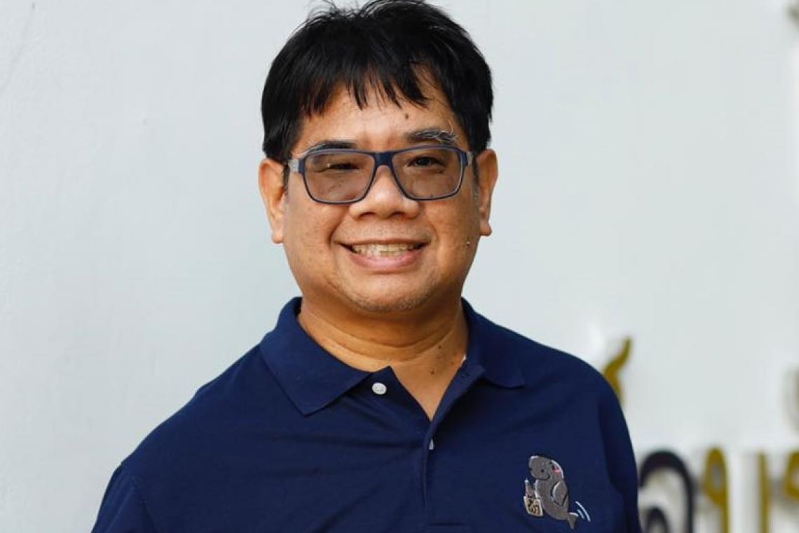 'อ.ธรณ์' เตือน มนุษย์เงินเดือนเก็บคองอเข่า รักษางานประจำให้ดี อย่ามัวแต่ทำงานเสริมจนหย่อนยาน
