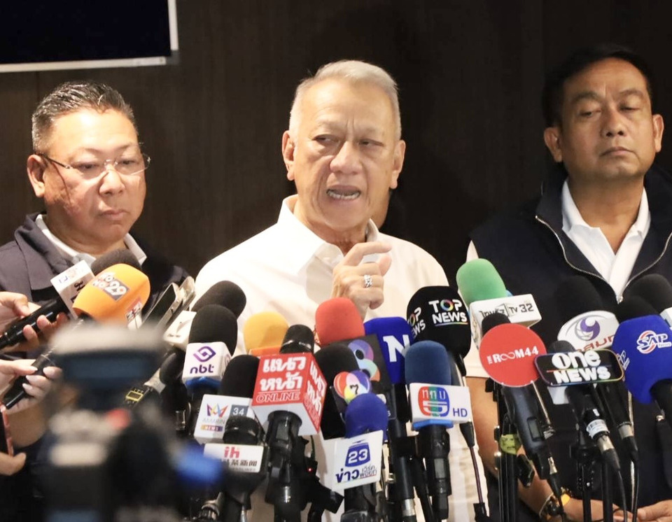 "พิพัฒน์" ลั่นไทยไม่ยอมรับการข่มขู่ ยืนยันเรือลำสุดท้ายพ้นจุดอันตรายแล้ว หลังอิหร่านยอมรับยิง "มยุรี นารี" เอง